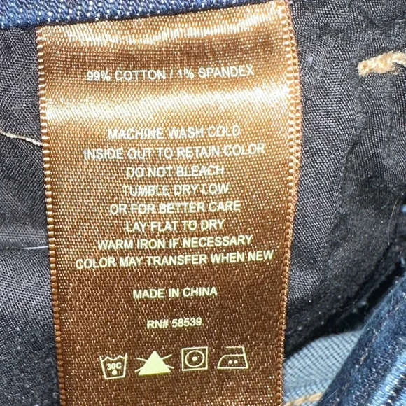 Kut Size 4 - Picture 8 of 8